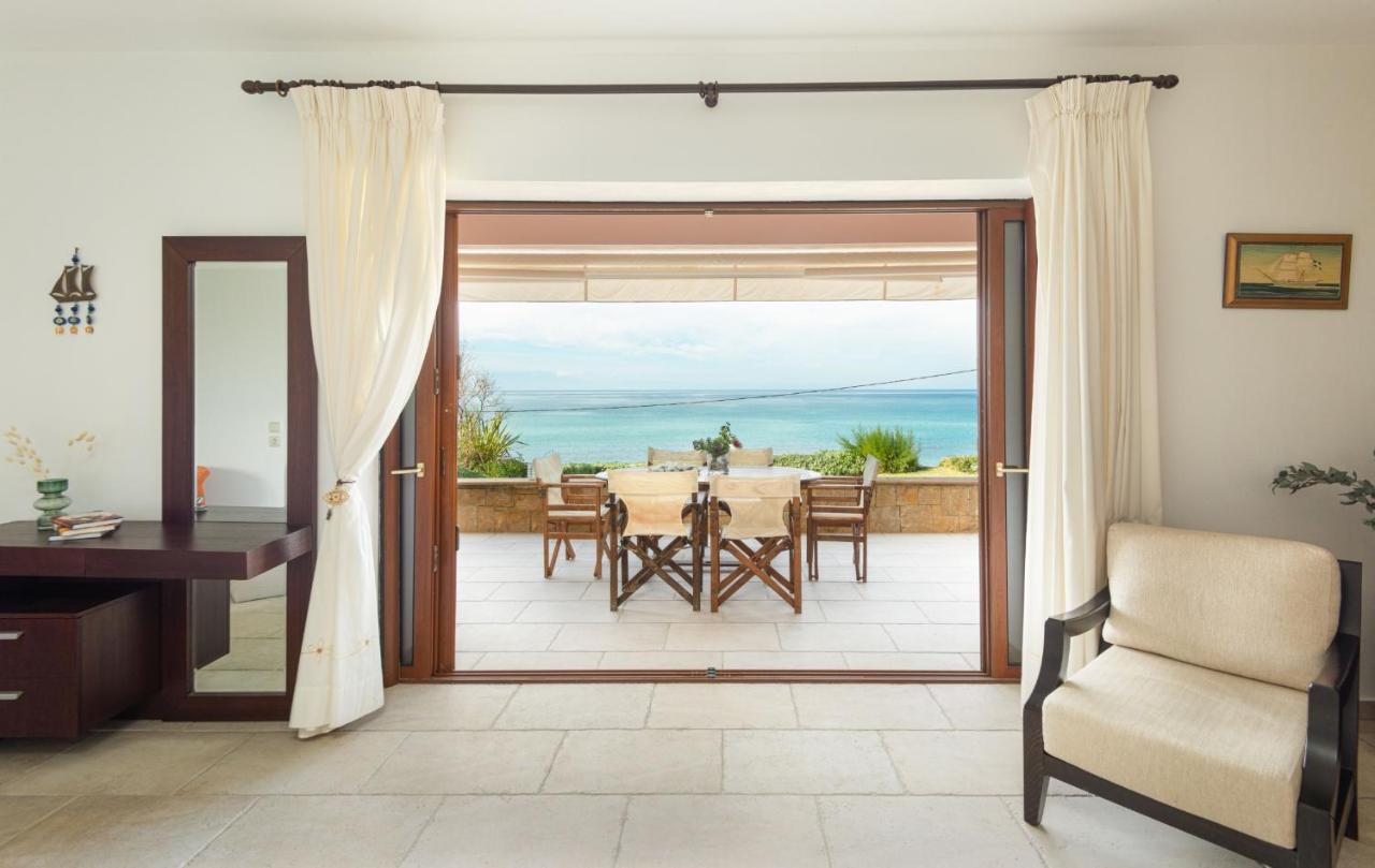 Seagrove, Beachfront Villa In Possidi #Feelslikehome Skála Foúrkas Exterior foto