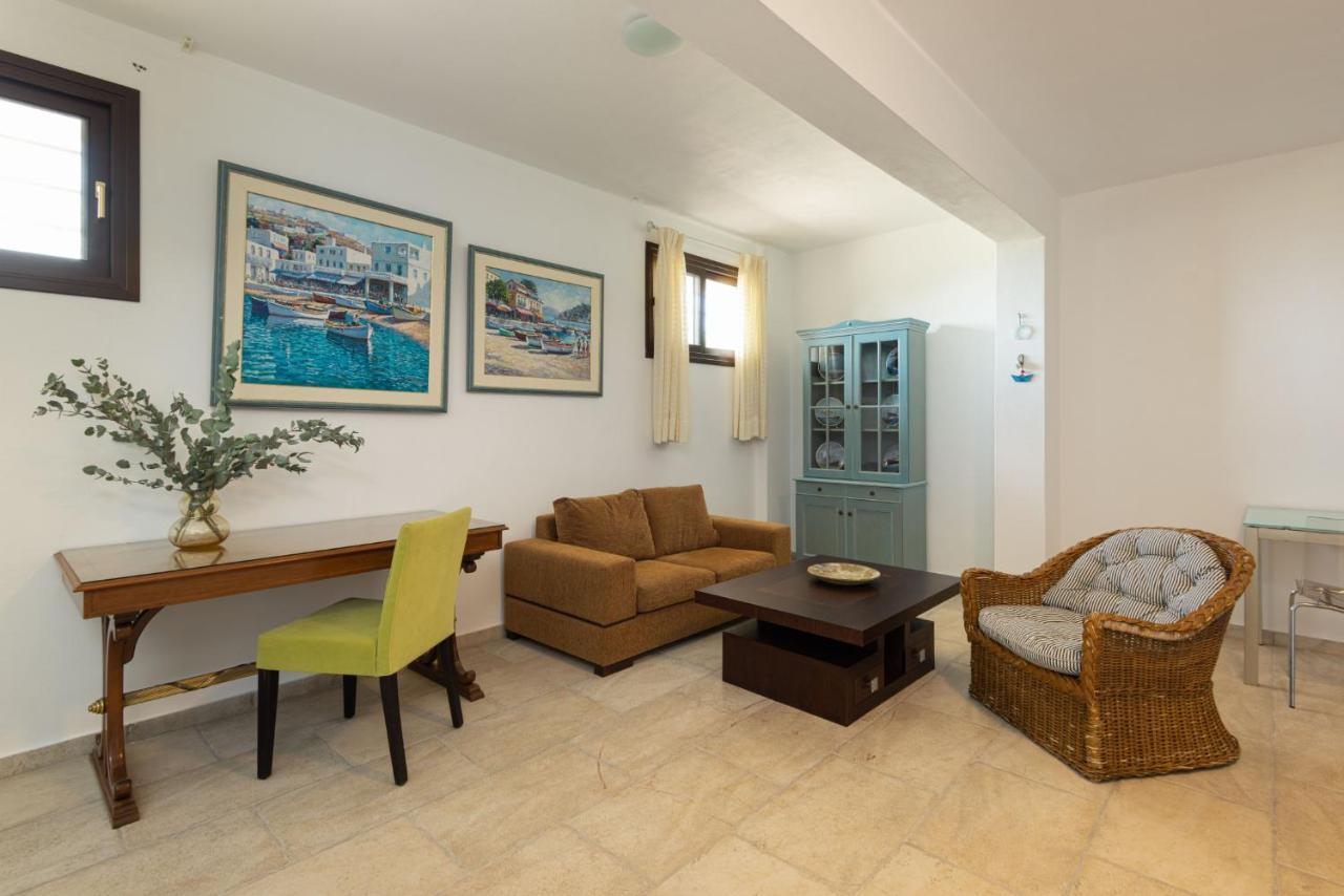 Seagrove, Beachfront Villa In Possidi #Feelslikehome Skála Foúrkas Exterior foto